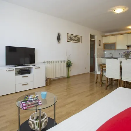 Apartman With Wifi - 13794 Split